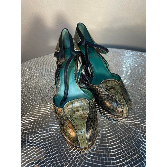 Italian kitten heel Mary Jane shoes size 37 - Picture 3 of 16